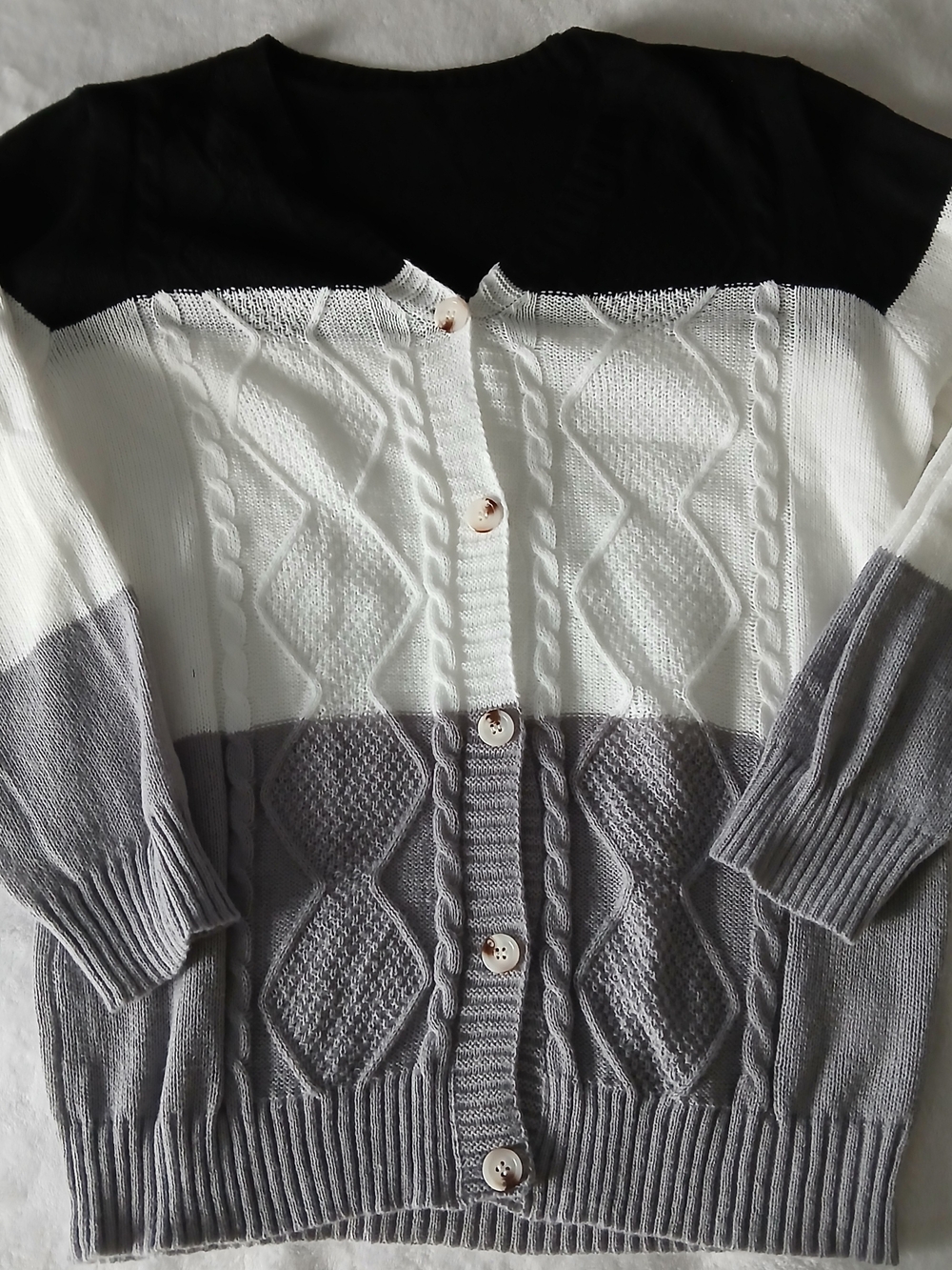 Colorblock Cable Knit Button-Front Women’s Cardigan, Size Large - NWOT - Picture 1 of 6